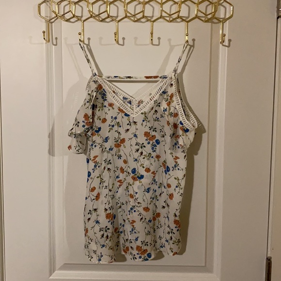 Flowy Top - Picture 2 of 2